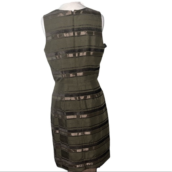 Greenish Colored Dress - Picture 4 of 14